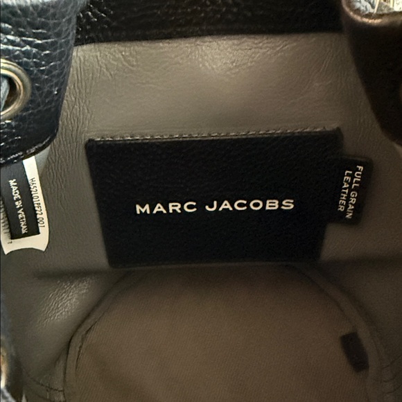 Marc Jacobs Black Bucket Bag with Gold Accents - Picture 6 of 11